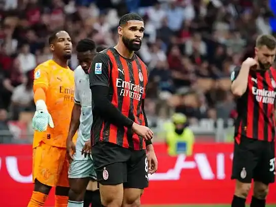 Milán cayó ante Udinese y se aleja del líder Inter