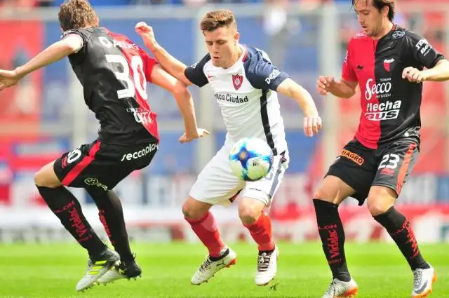 Colón - San Lorenzo: el jueves definen si se juega tras los problemas de salud de los jugadores 