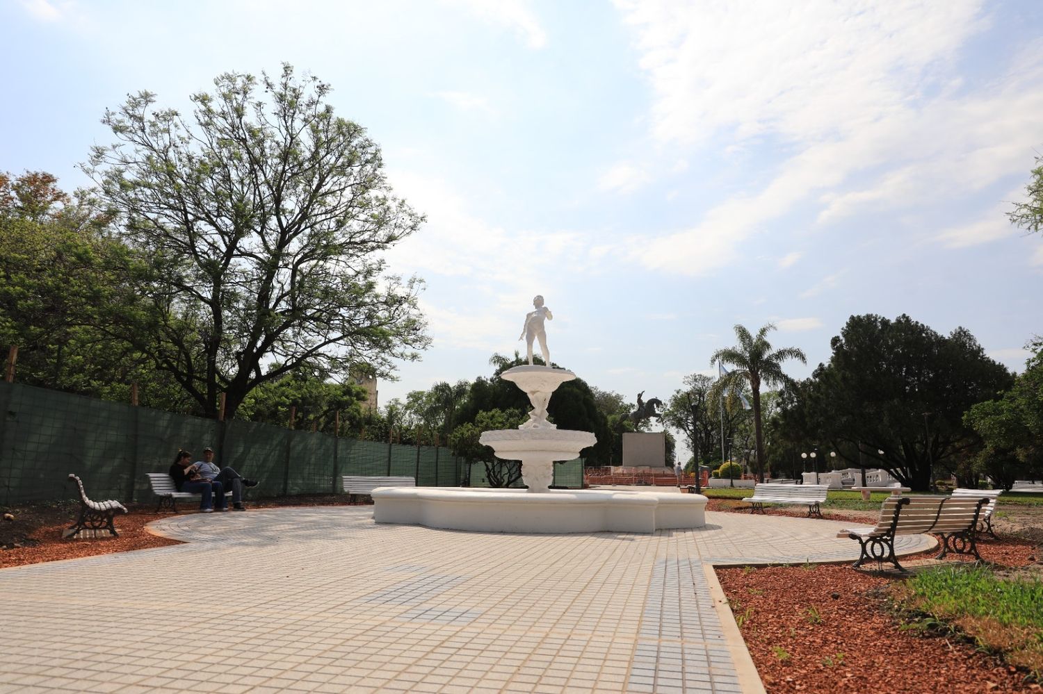 60% de avance de la obra de remodelación de la Plaza 25 de Mayo