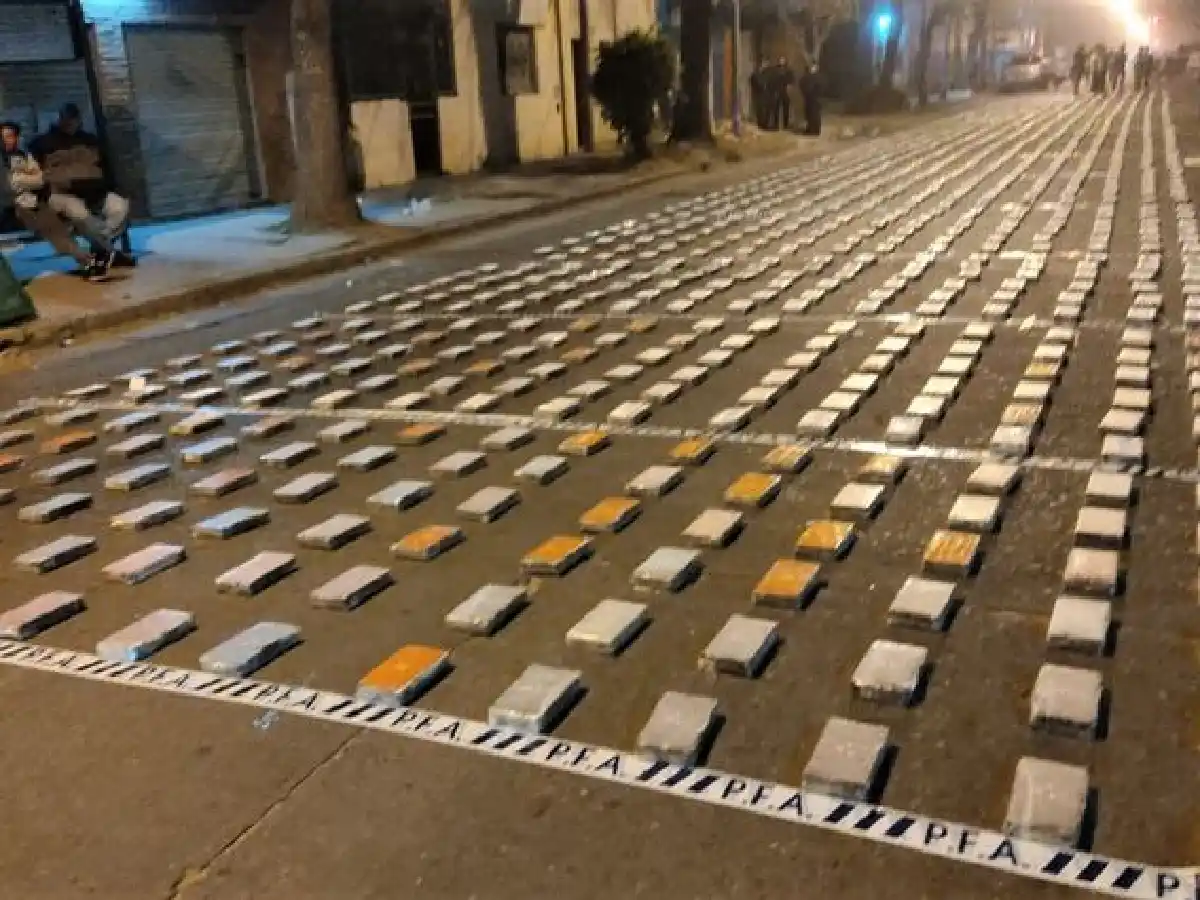 Golpe al narcotráfico en Rosario: secuestraron 1.600 kilos de cocaína en Empalme Graneros