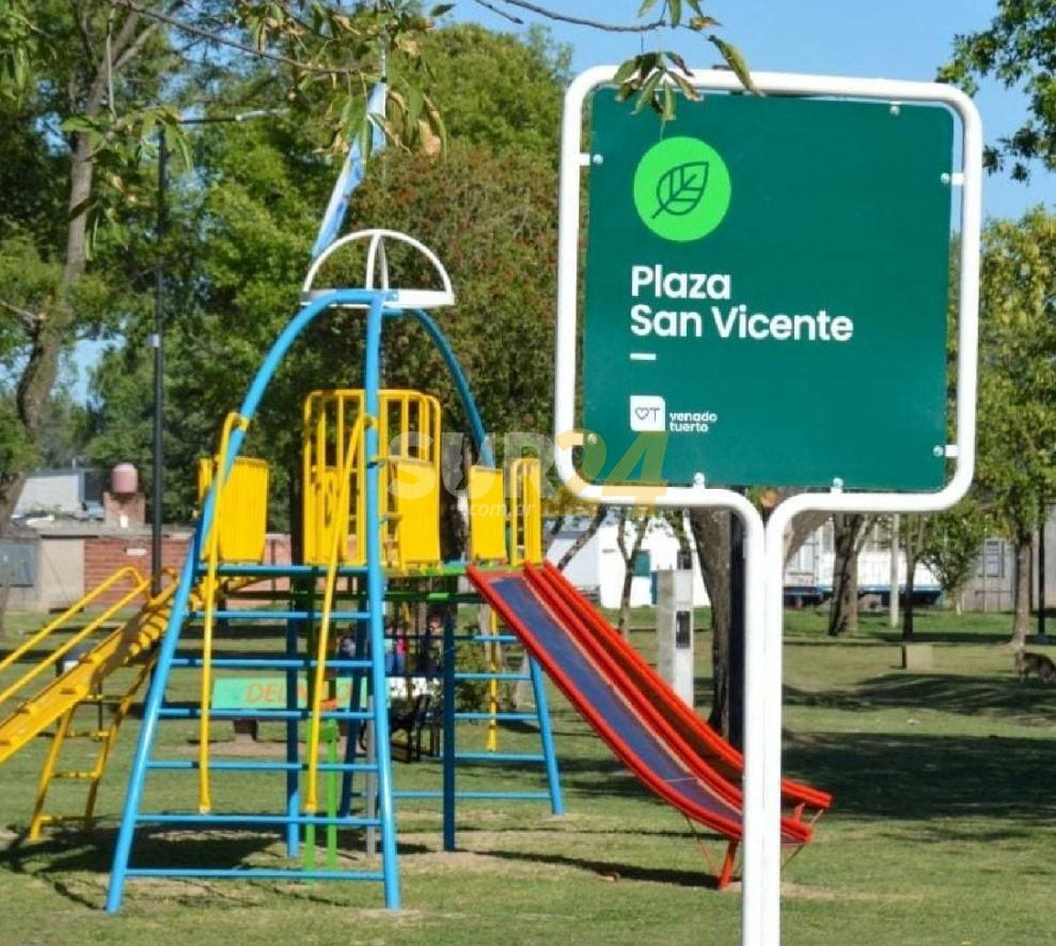 El municipio inaugura esta noche las nuevas luminarias de plaza San Vicente