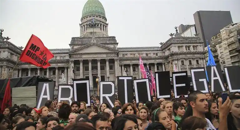 SESIÓN EN VIVO - Llegó el día: Diputados vota proyecto para legalizar el aborto