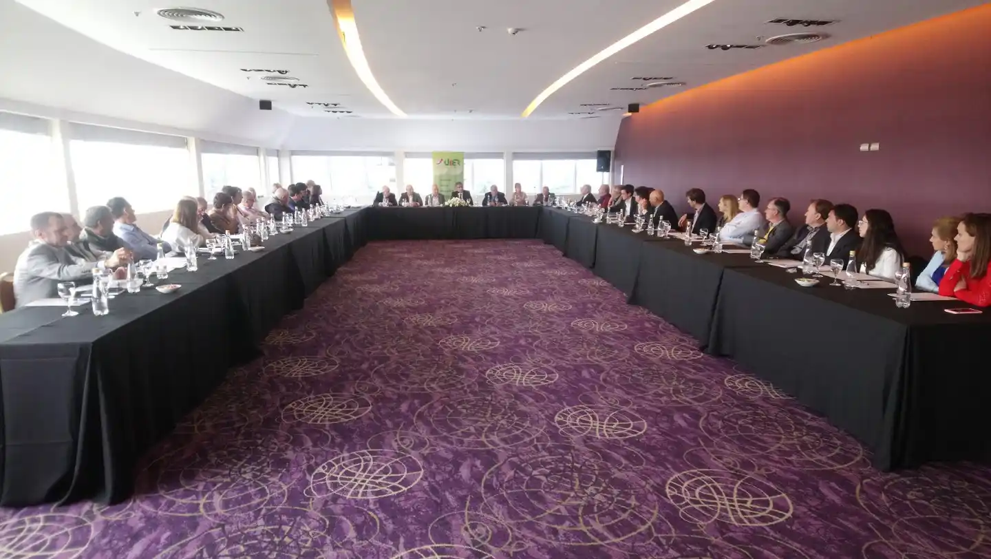 UIER renovó autoridades y apostó por profundizar el diálogo, la institucionalidad y la articulación público-privada