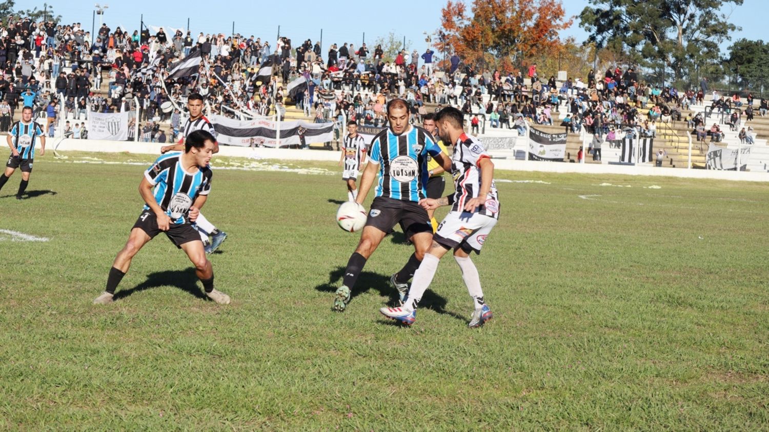 Copa Entre Ríos: Victoria le ganó por 1 a 0 a Malvinas de la Paz y quiere el título