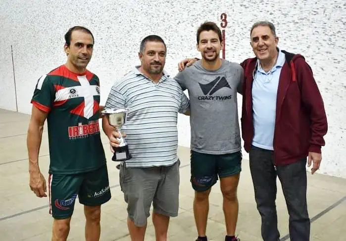 Joseba Bilbao prolongó su invicto en el Provincial de Pelota Paleta