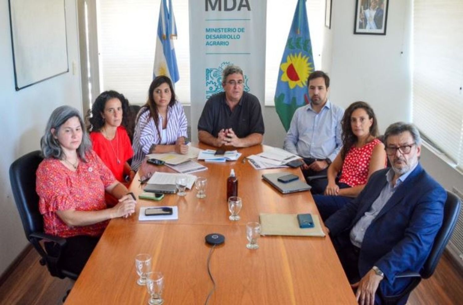 Gripe aviar: Provincia reunió a funcionarios y emitió recomendaciones