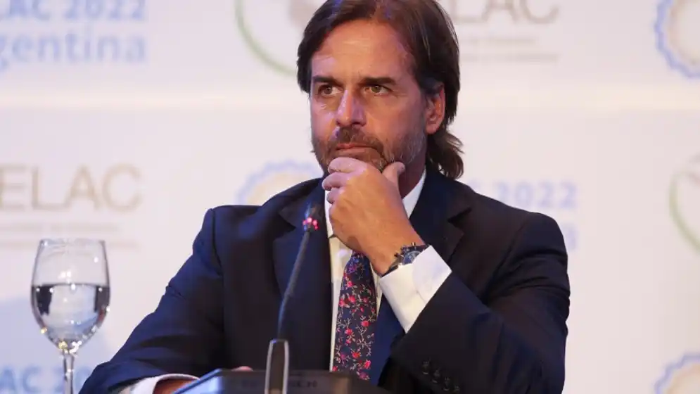 Lacalle Pou en la CELAC: «Hay países acá que no respetan la democracia»
