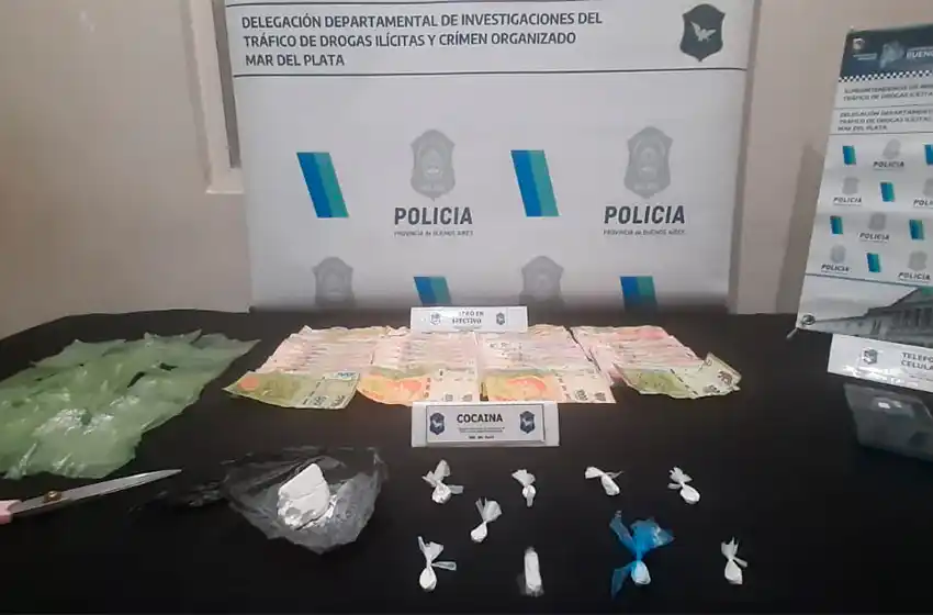 Golpe a la droga: detienen a una pareja con cocaína en Santa Rosa de Lima