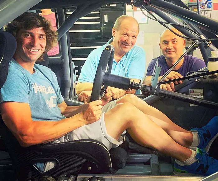 Juan Bautista presentará su auto en la peatonal 83