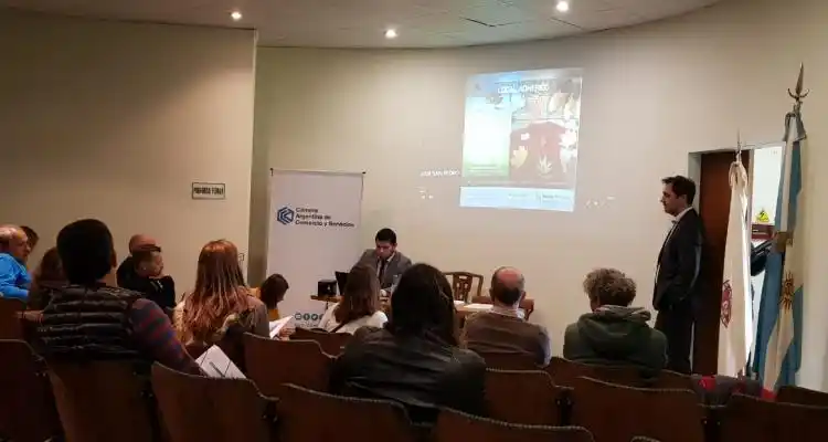 Centro de Comercio: Banco Provincia propuso su programa de descuentos a comercios locales