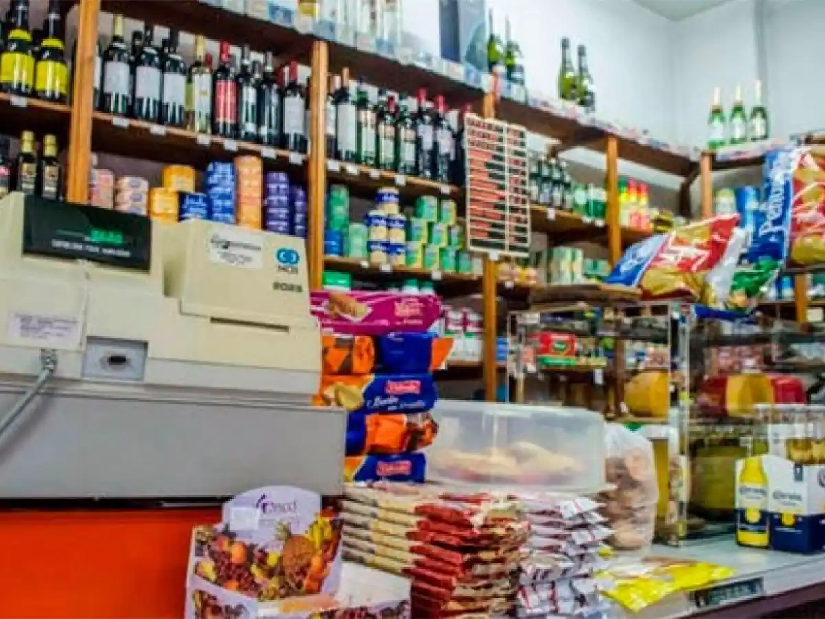 Comercios de Laspiur podrán abrir los domingos  