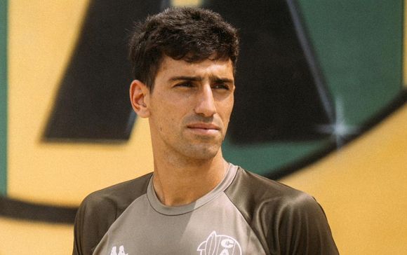 Otro delantero para Yllana: Justo Giani llega libre desde Atlético Tucumán