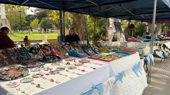 Feria de la Economía Popular: poco consumo y aumento de costos complican a feriantes del centro marplatense