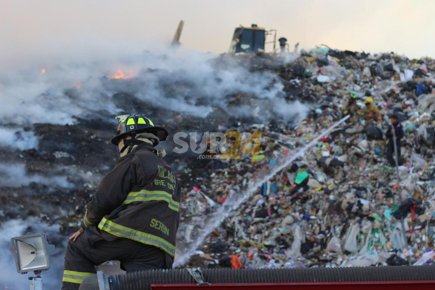 Firmat: fue intencional el incendio en el relleno sanitario