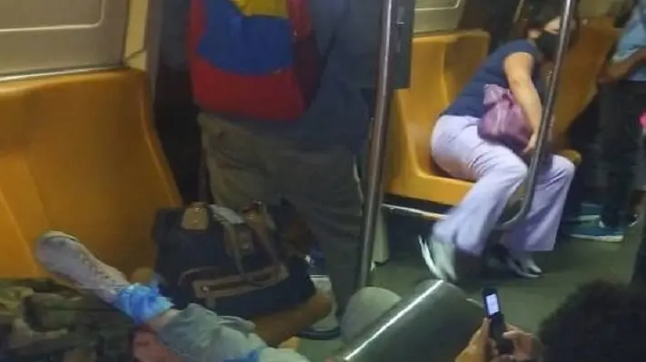 ¡PÁNICO! Descarrilamiento en el Metro de Caracas deja un herido