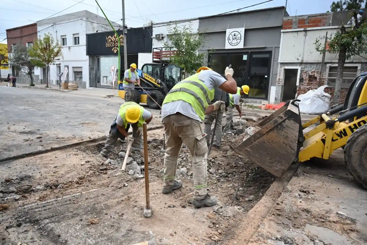 Mejora de la traza urbana: repararon más de 160 baches durante el primer cuatrimestre del año