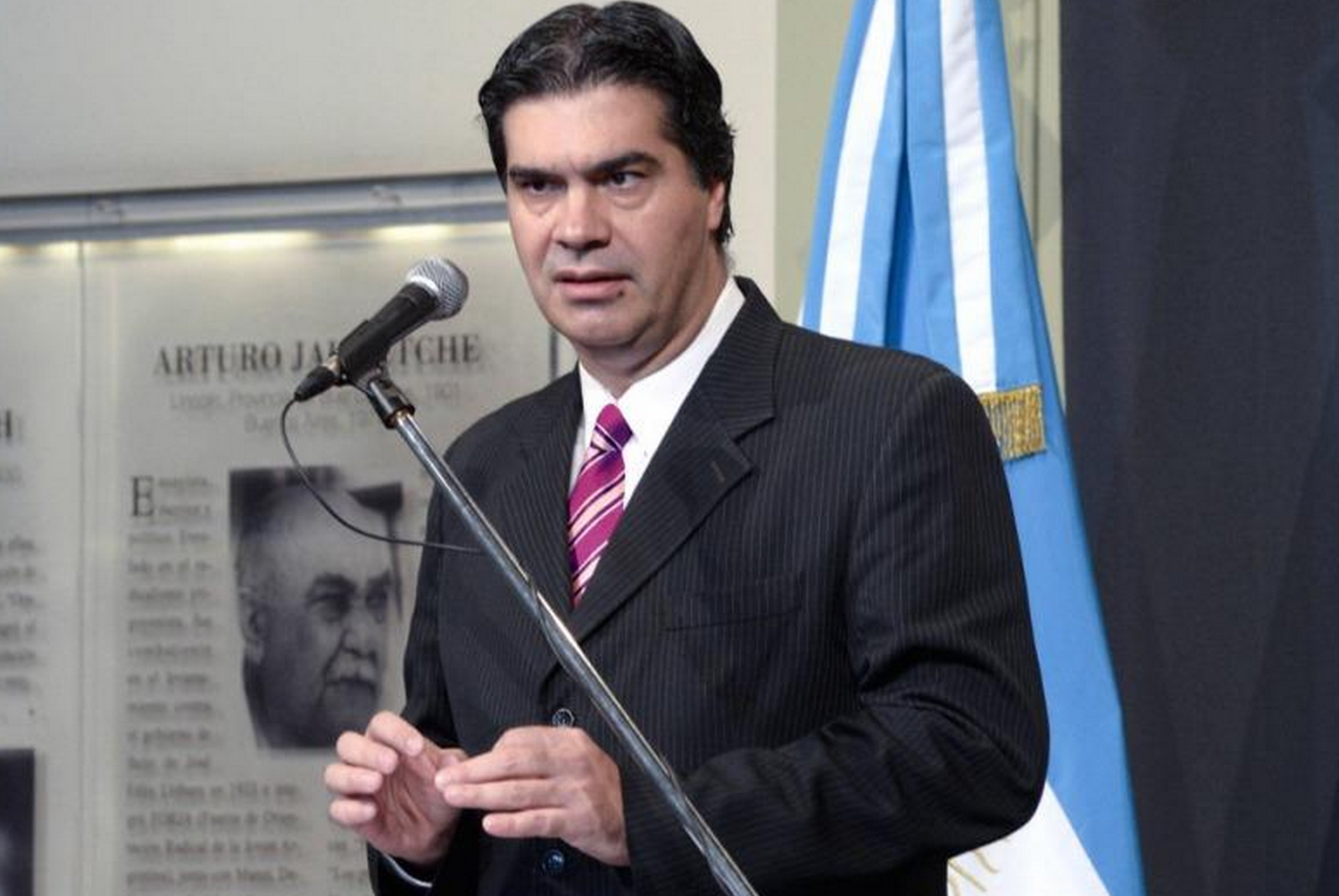 Capitanich recomendó a empresarios que "lo mejor que pueden hacer es no aumentar los precios"