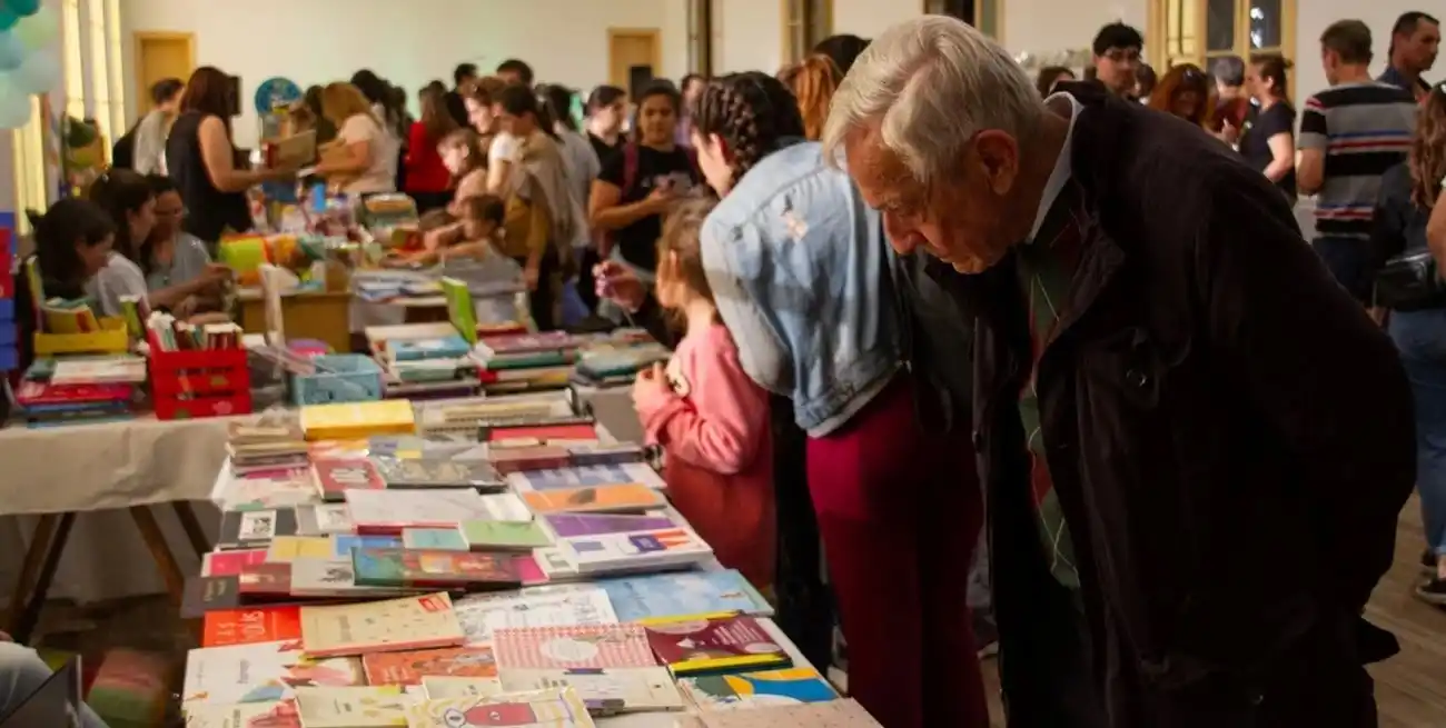 La Feria del Libro de Santa Fe es una consolidada propuesta cultural, ya en su XXXI edición. Se realizará entre el 1ero. y el 5 de octubre en la Estación Belgrano.