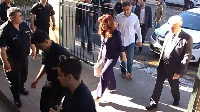 Cristina responde ante Bonadío 8 indagatorias juntas