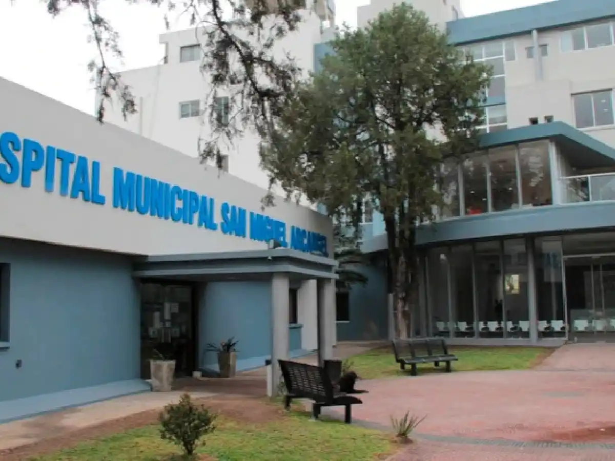 Un enfermero y un joven de 23 años murieron por coronavirus