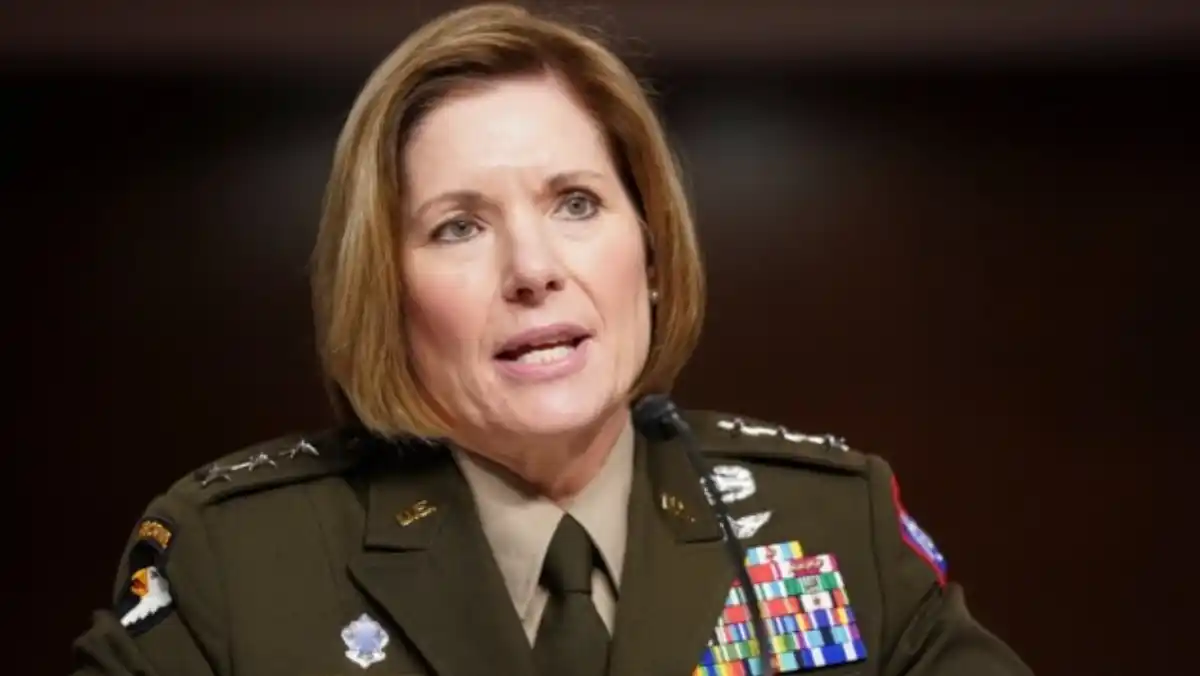 Jefa de Comando Sur habló sobre Venezuela con el presidente de Panamá