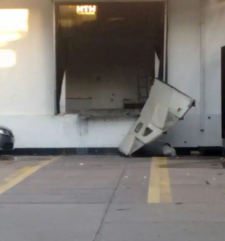 Frigorífico Sagemüller: Las imágenes tras la explosión