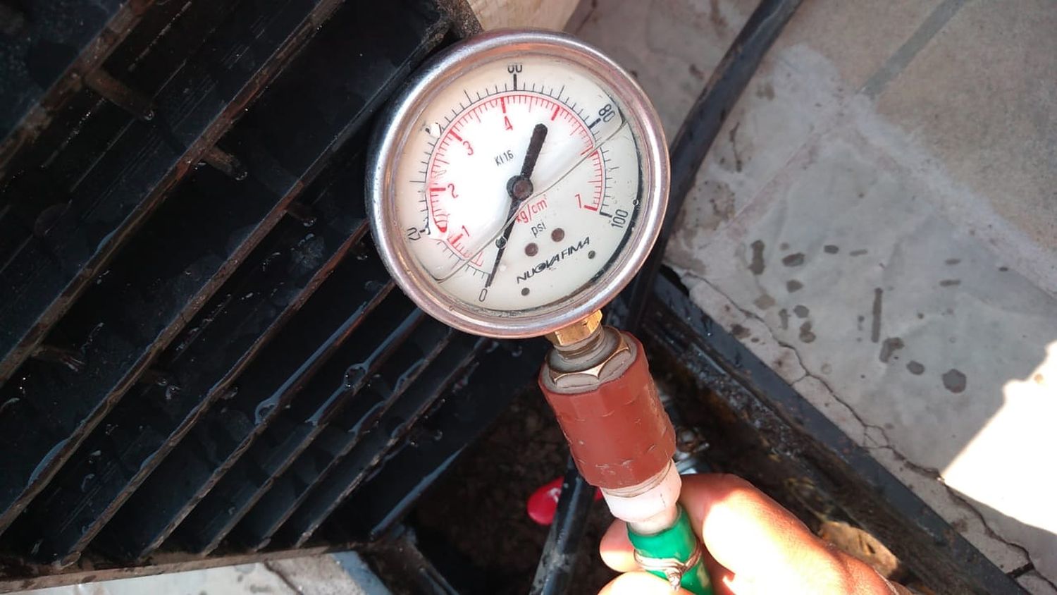 Reclamo: “No entra una gota de agua”