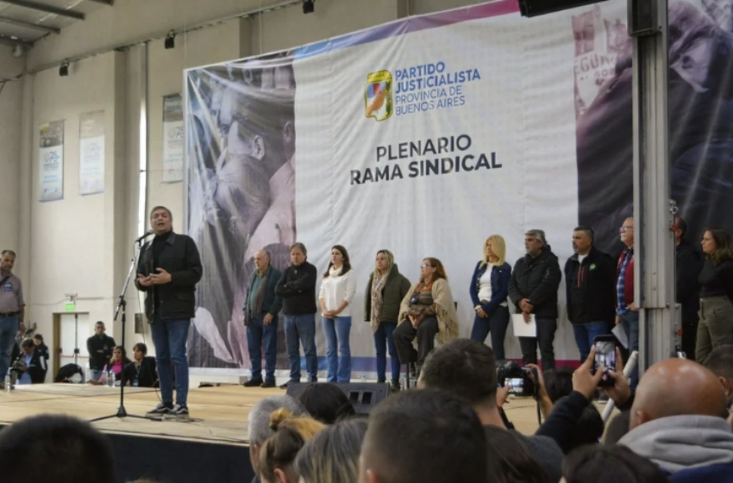 En medio de las tensiones internas, Máximo Kirchner cuestionó a Martín Guzmán por no involucrarse en “las disputas de poder”