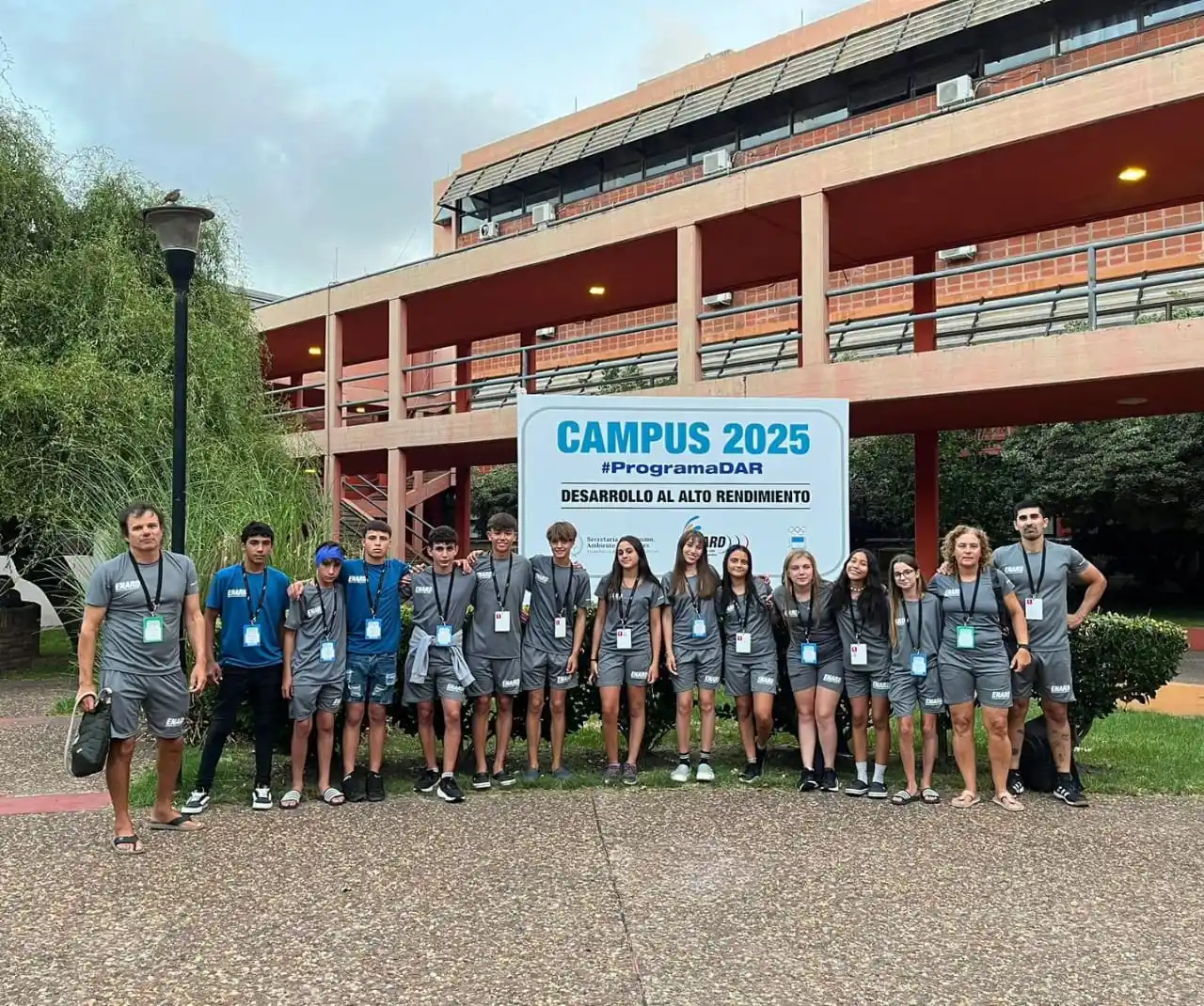 ivan cacho y thiago gonzalez en el cenard - 1