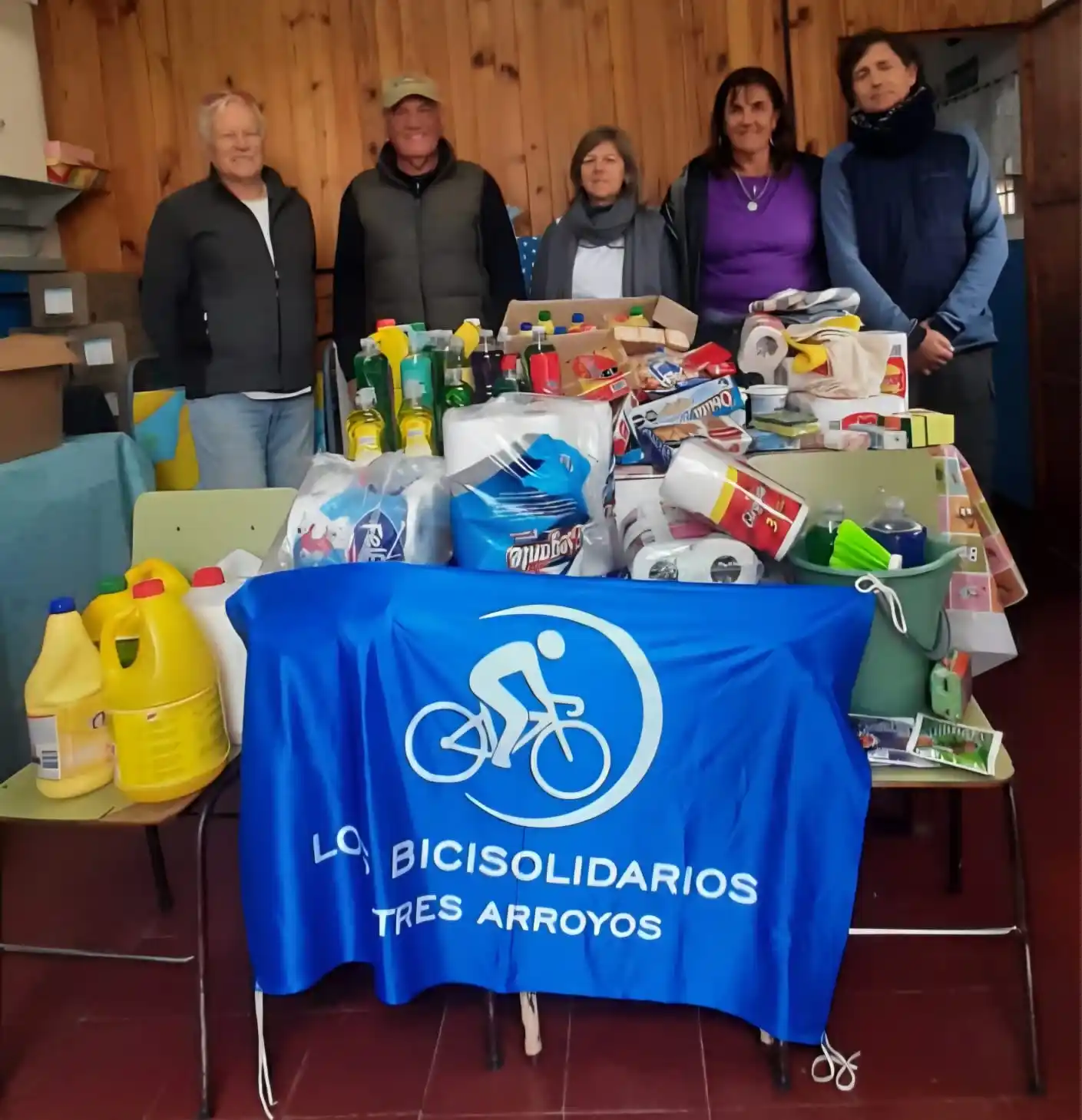 Los Bicisolidarios hicieron entrega de donaciones a instituciones educativas