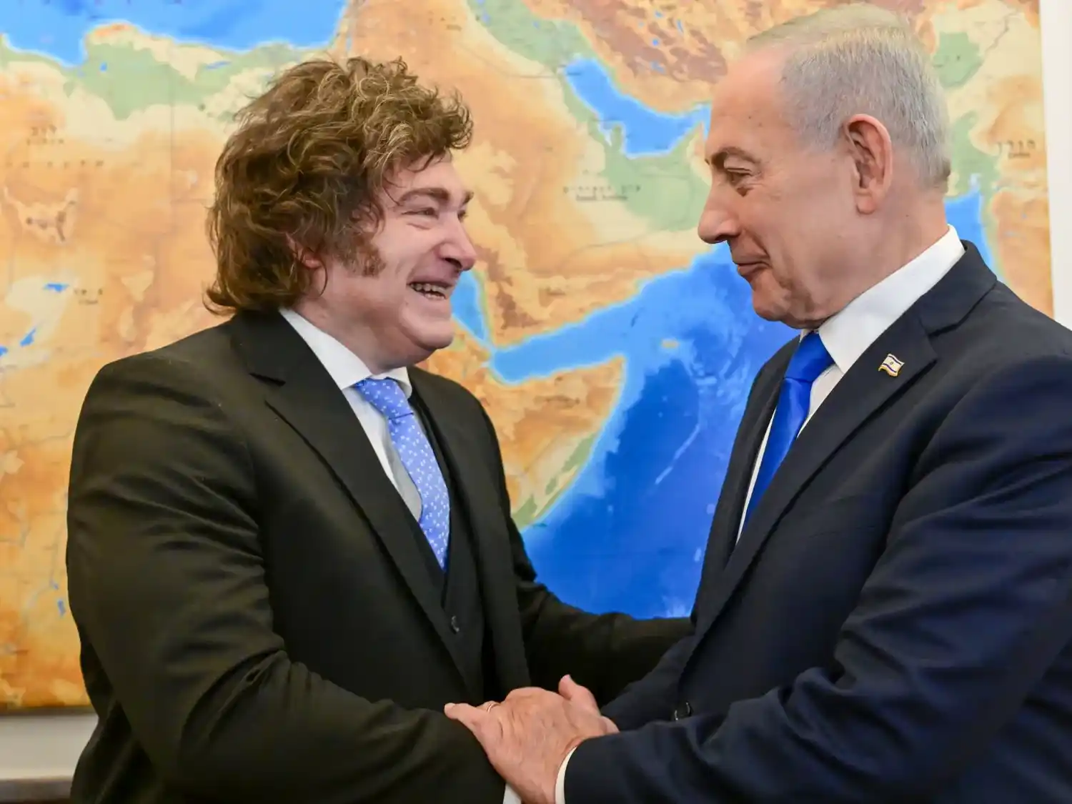 Milei fue recibido por el primer ministro israelí, Benjamin Netanyahu.