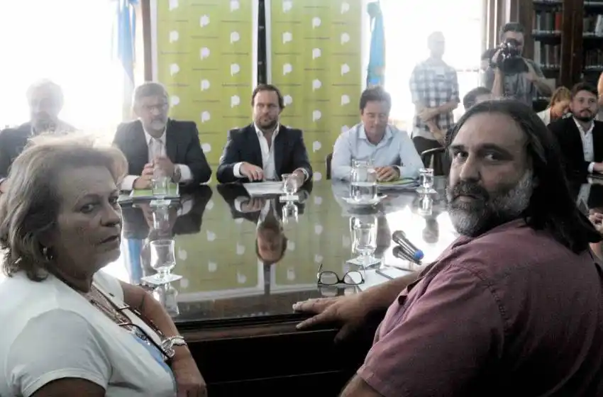 La Provincia y los gremios docentes retoman la discusión paritaria
