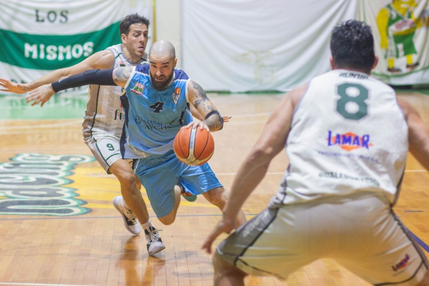 Racing tuvo más resto y se quedó con el invicto de Luciano en un partidazo