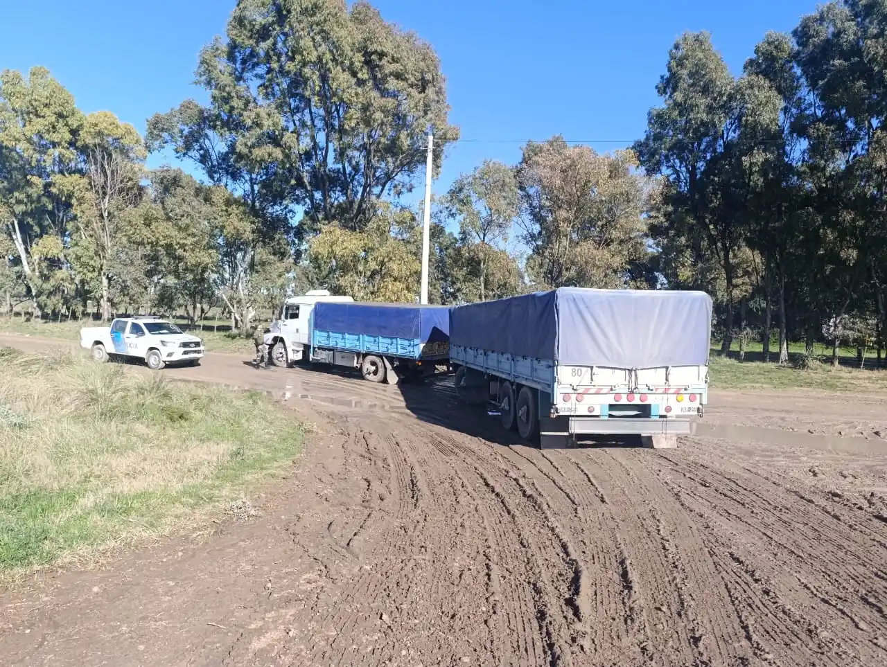 No fue la lluvia: El verdadero motivo por el que un camino rural se volvió intransitable en minutos