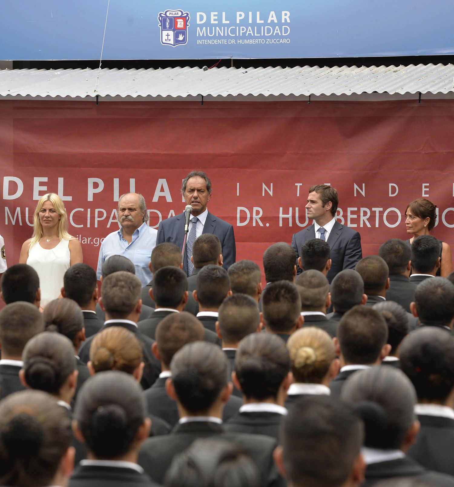 Pilar: Scioli inauguró el ciclo lectivo de la Policía Local