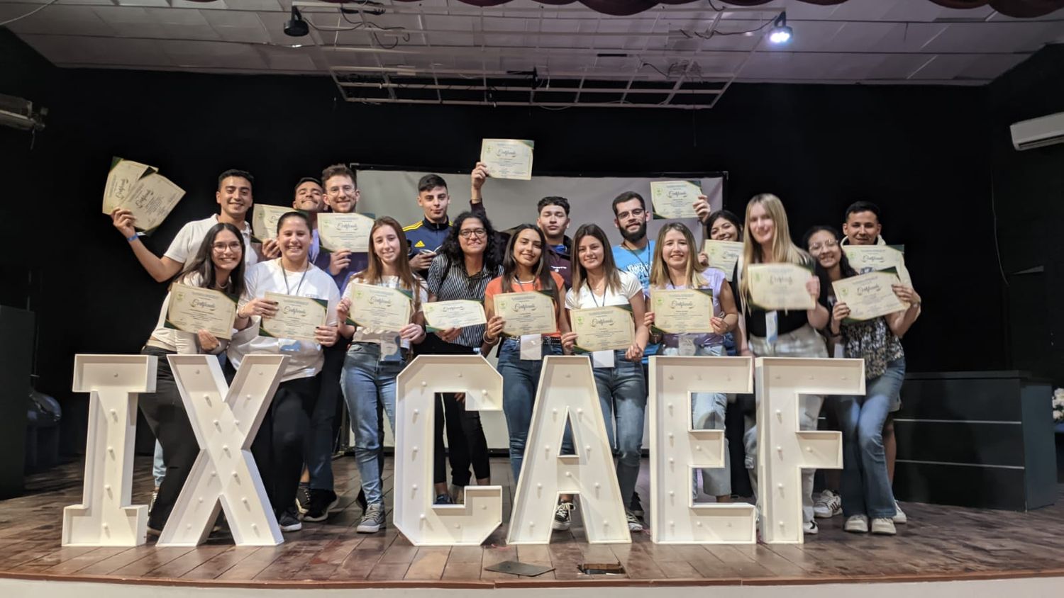 Alumnos de la Facultad de Bromatología UNER participaron del IX Congreso Argentino de Estudiantes de Farmacia en Chaco