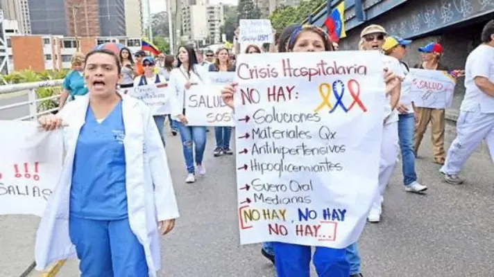 Maduro «maneja la pandemia como un ARMA DE REPRESIÓN», aseguran gremios de la salud