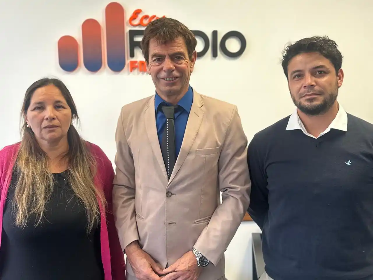 La madre de Bautista Coronel, junto a Raggio y Lahorca