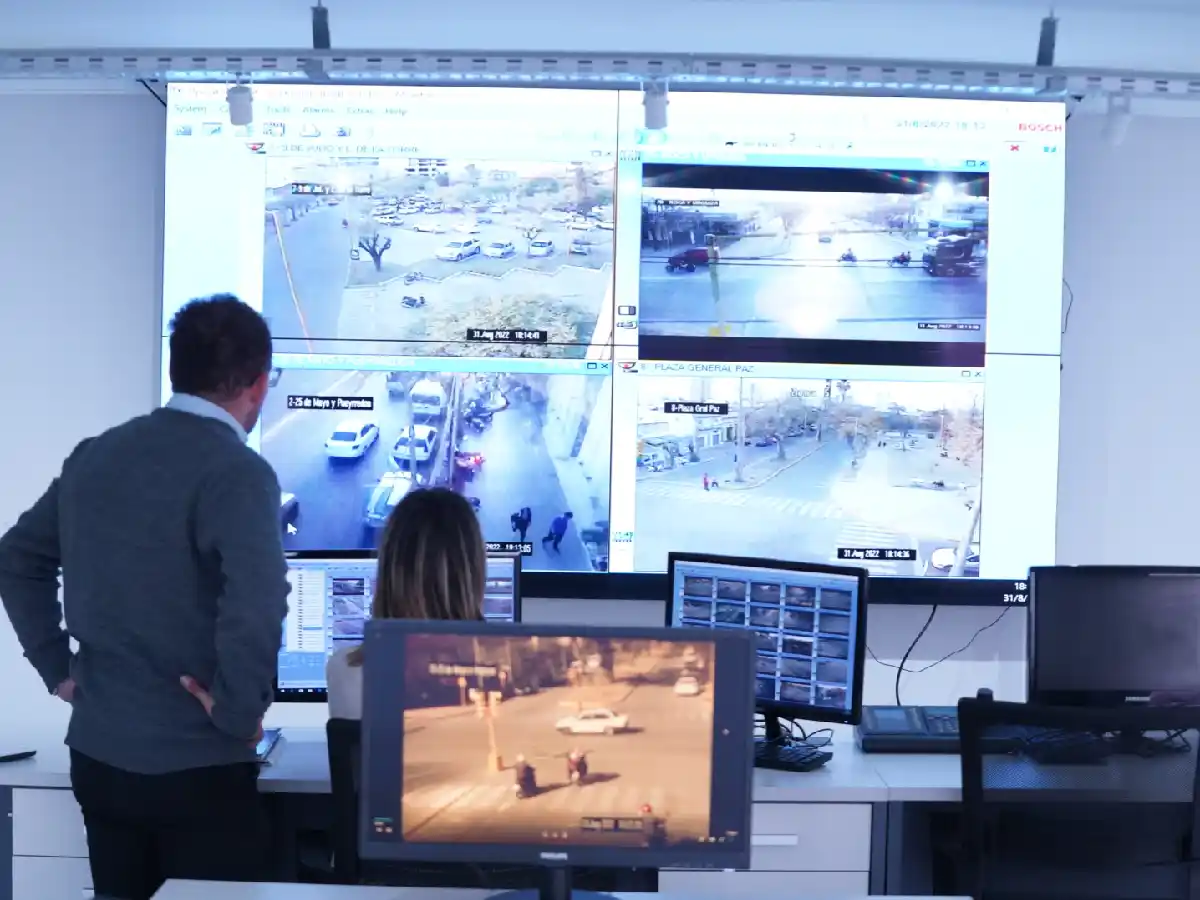 San Francisco: desde hoy rige el cobro de multas por cámaras de seguridad    