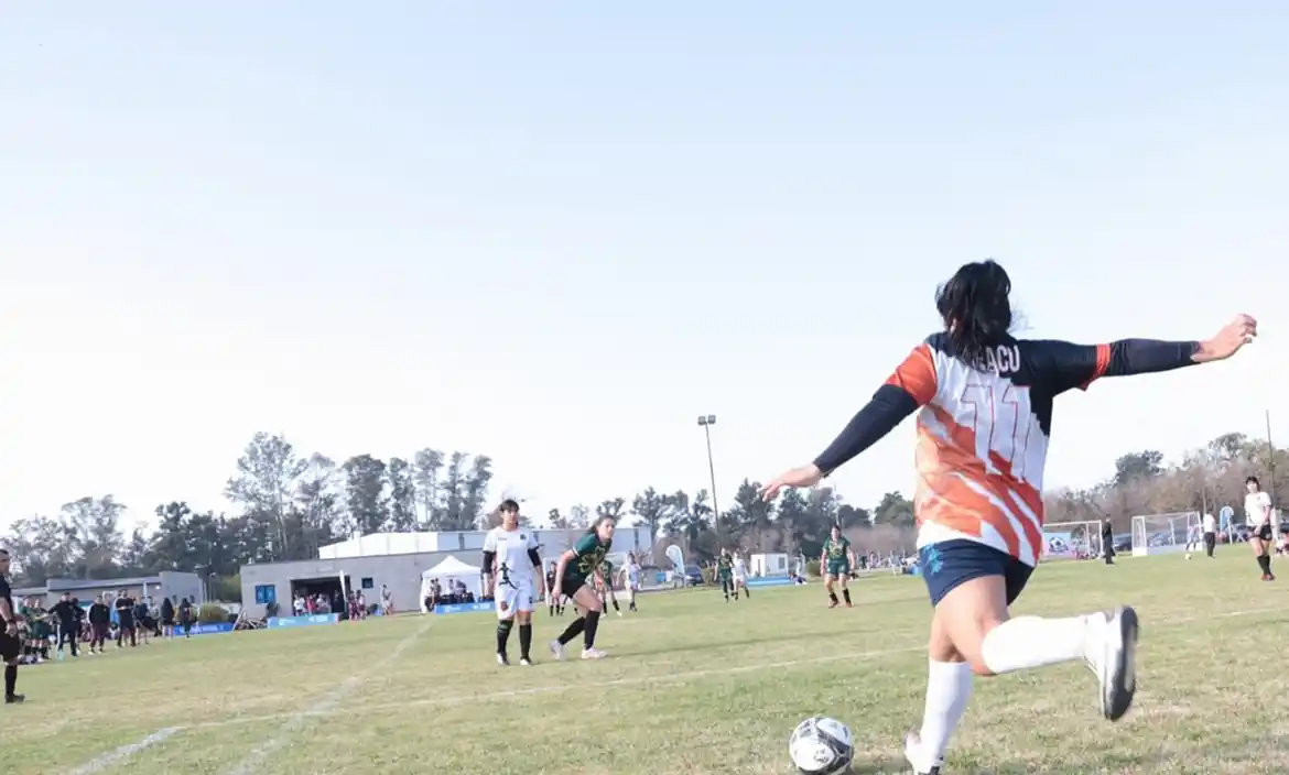 Liga Municipal de Fútbol 7 Femenino: Pilar City sigue firme en la zona 1