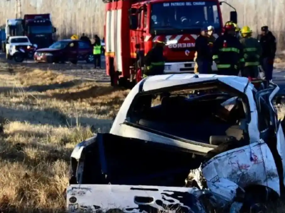Imágenes posteriores al choque (Foto: gentileza Diario Río Negro / Matías)