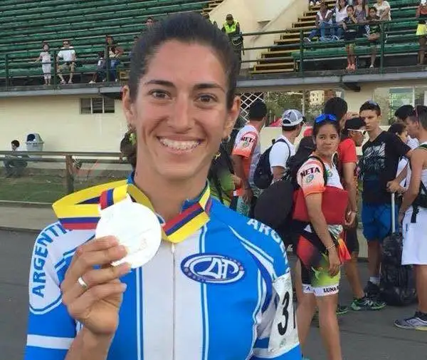 Arias sumó la primera medalla
