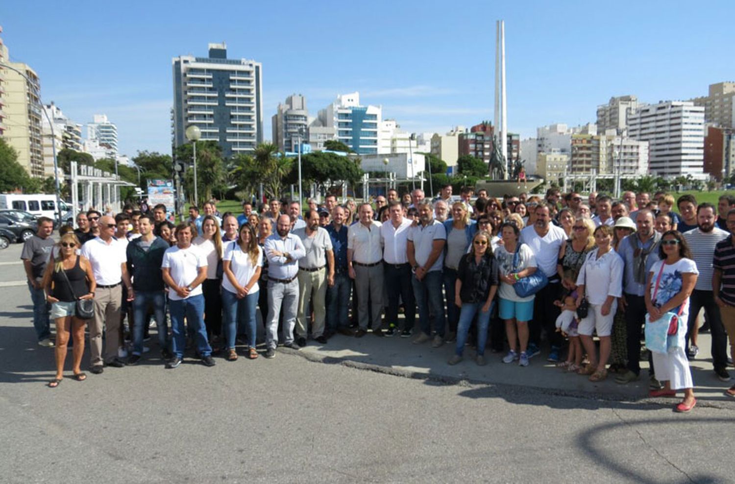 Cambiemos retomó el “Timbreo” en Mar del Plata
