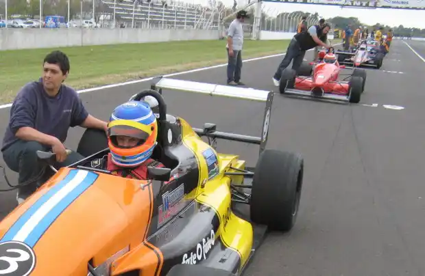 F.E., T.C. 850, T.C. Pista y T.P. 1600 adelantarían una semana en Paraná