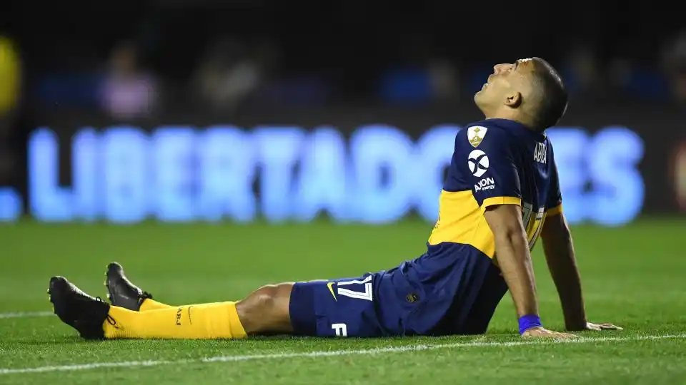 Ábila tiene para un mes de inactividad y se perdería la primera semifinal