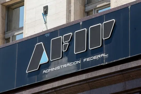Extienden un mes más el plazo para ingresar al plan de pagos a 10 años