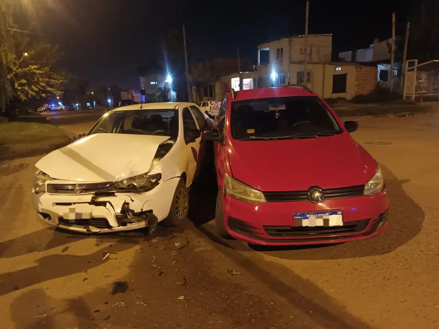 Choque entre dos autos dejó una acompañante lesionada