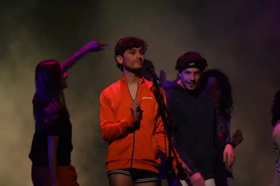 ”Todos mueren al final” realiza nuevas funciones