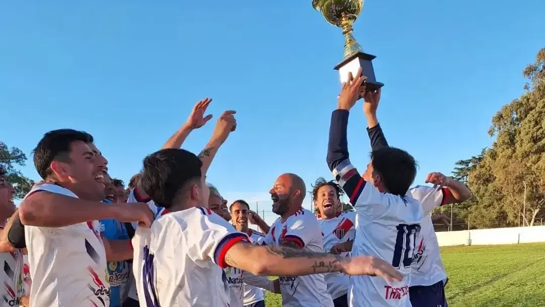 Ferro, que ganó el Apertura, jugará el domingo en Ayacucho.