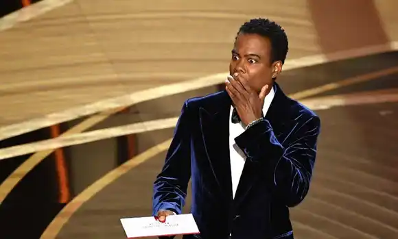 Chris Rock responde a Will Smith en Netflix un año después de la bofetada